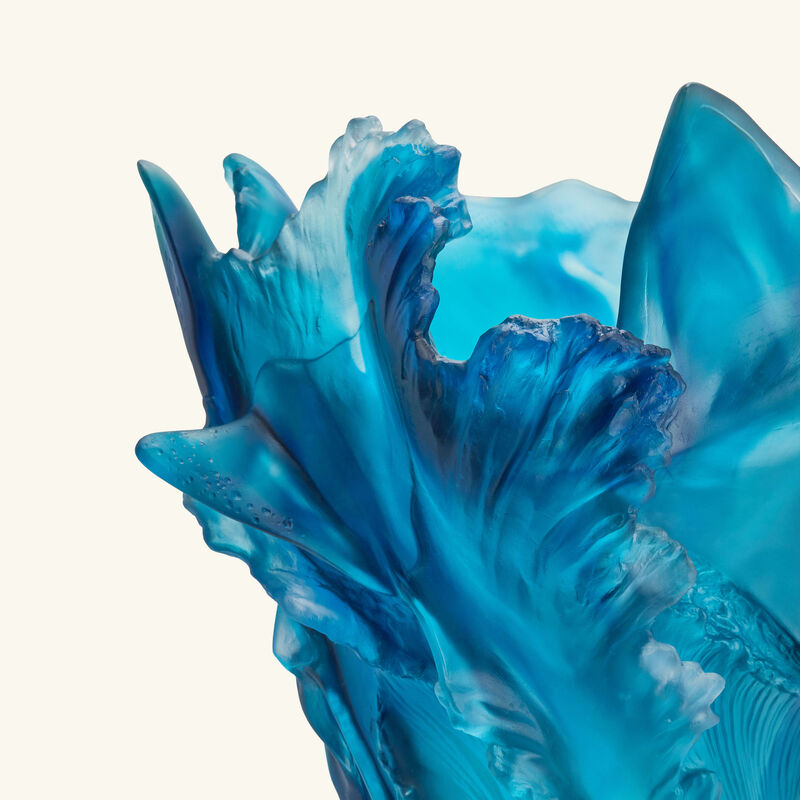 دوم مزهرية مايا رايز ماغنوم كبيرة زرقاء بإصدار محدود