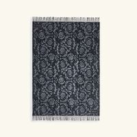 فيرساتشي بطانية بنقوش عصر النهضة من باروكو