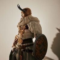 منحوتة أودين الكبيرة باللون البني لادرو منحوتة أودين الكبيرة باللون البني