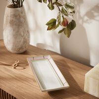 طبق ديفا المستطيل للتقديم باللون الوردي 29 سم جينوري 1735 طبق ديفا المستطيل للتقديم باللون الوردي 29 سم