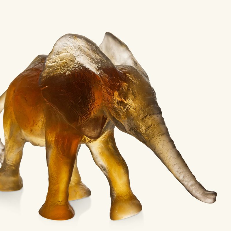 daum elephant savana figurine small black