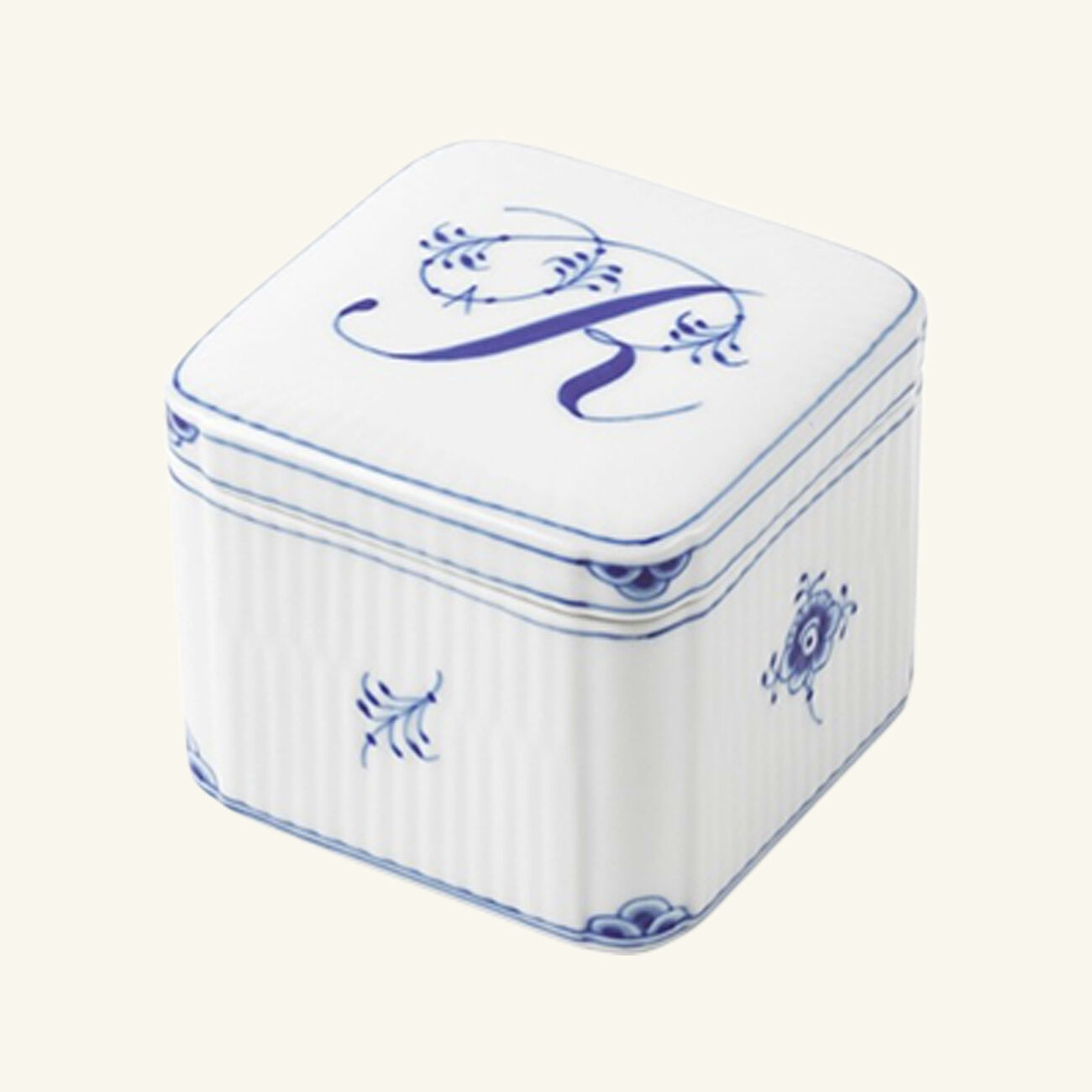 royal copenhagen alphabet collection r bonbonniere box white