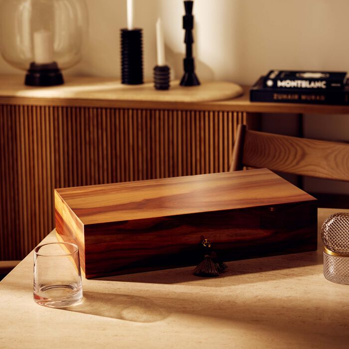 إيلي بلو صندوق حفظ السيجار الكلاسيكي باللون الأحمر