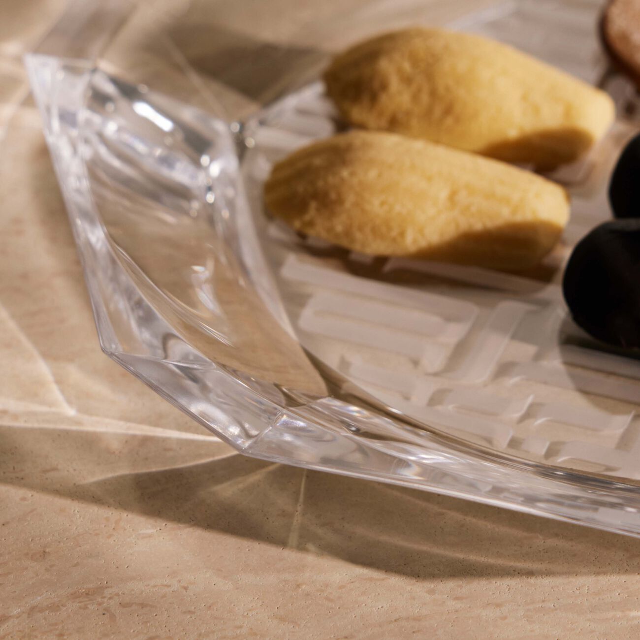 دملاج الطبق السفلي دار بتصميم دائري شفاف 32 سم