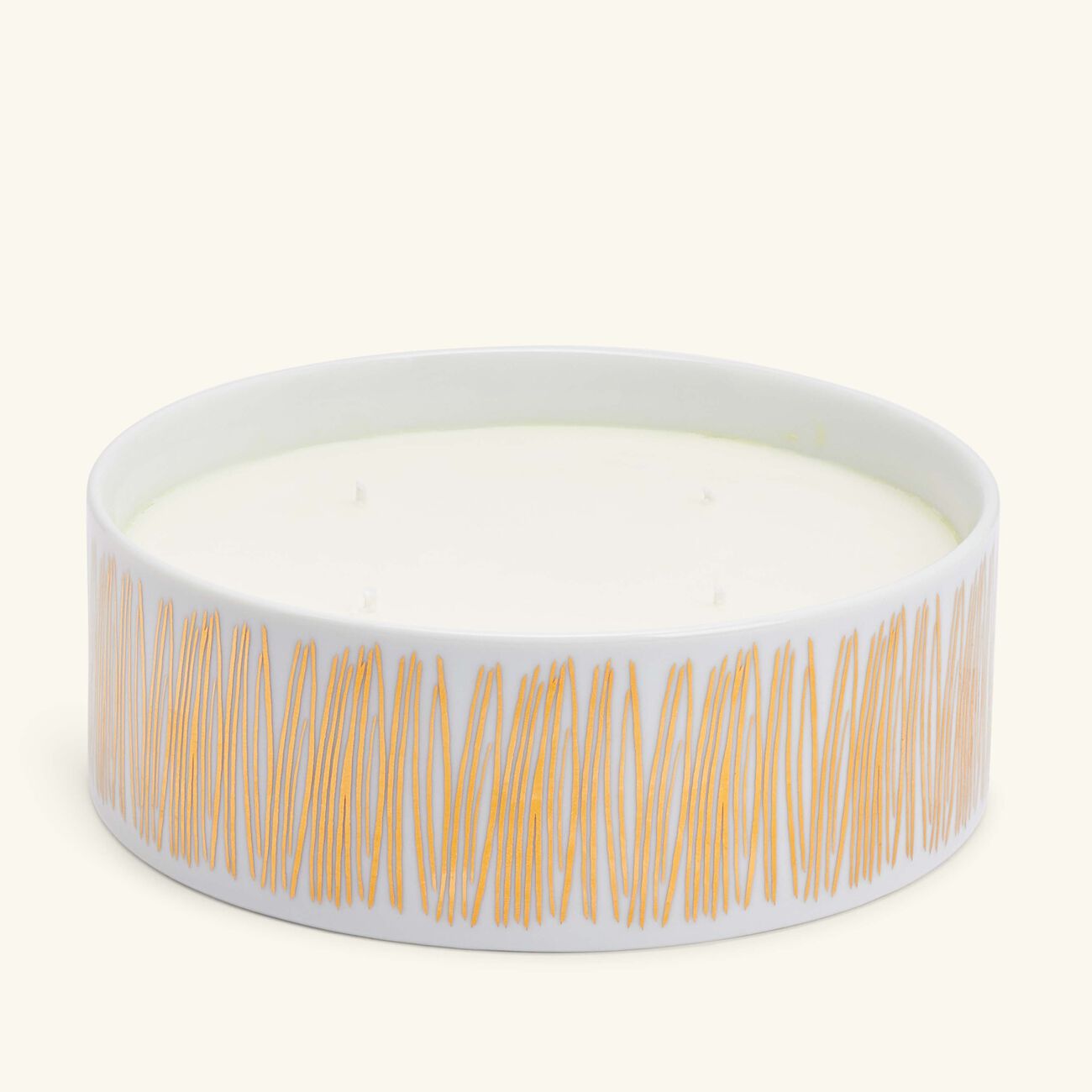 صلصال شمعة تمرة بالتعاون مع رزان العزوني برائحة العود والورد 1000 غ