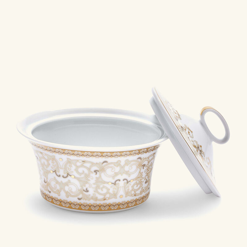 فيرساتشي سكرية ميدوزا جالا بيضاء