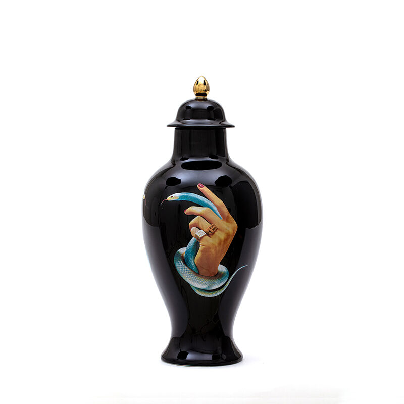 Vase Hands Whit Snakes, large