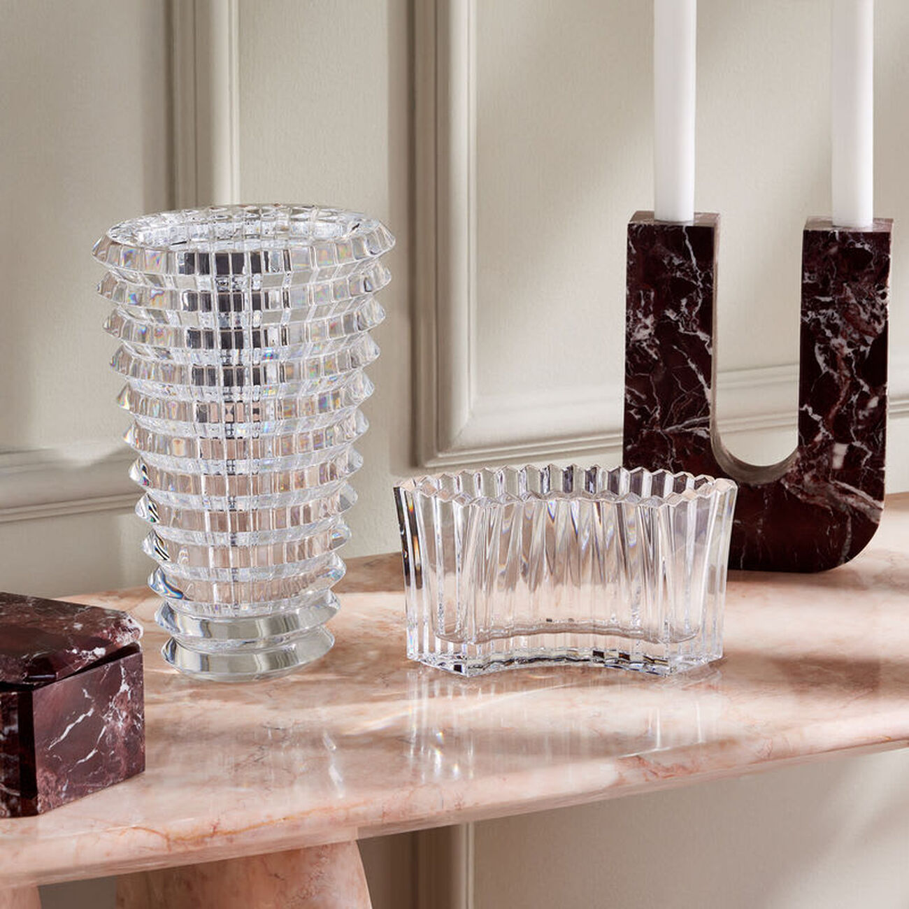 باكارا مزهرية آي دائرية متوسط شفافة