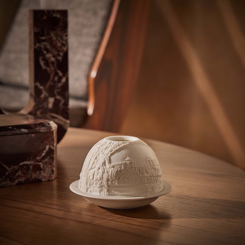 برناردو مصباح ليثوفاني إيفل تاور