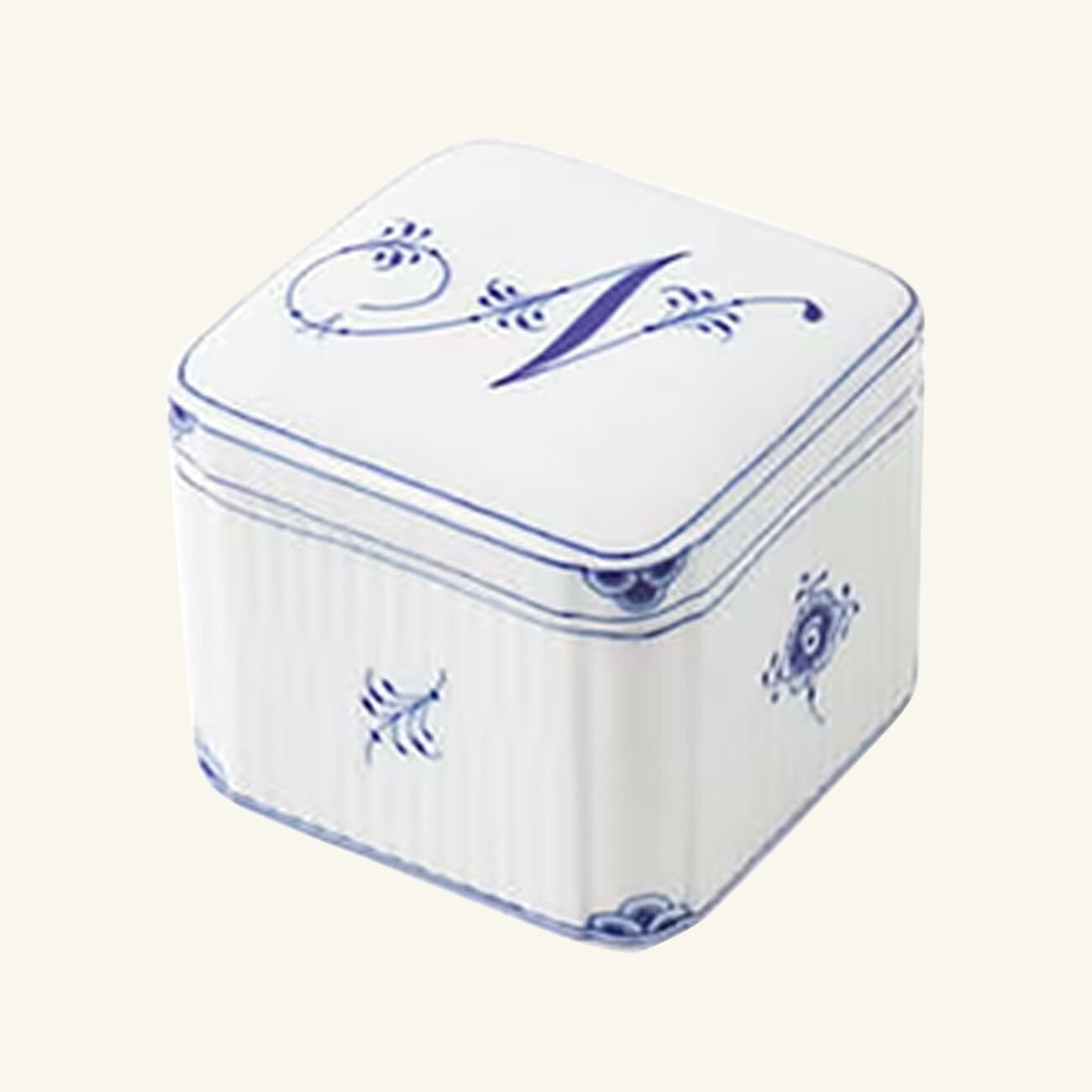 royal copenhagen alphabet collection n bonbonniere box white