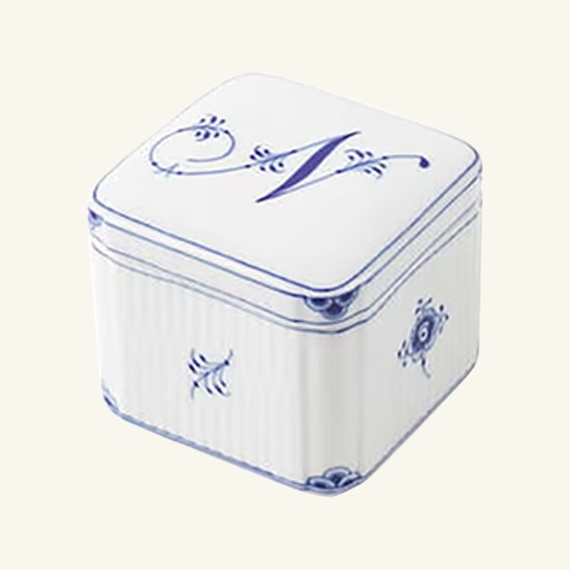 royal copenhagen alphabet collection n bonbonniere box white