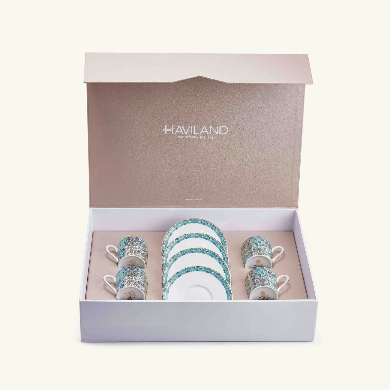 هافيلاند طقم بورتوفينو المؤلف من 4 فناجين للقهوة مع صحونها باللون الأزرق