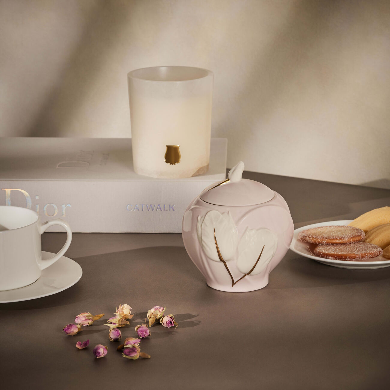 فيلاري وعاء السكر توليب وردي