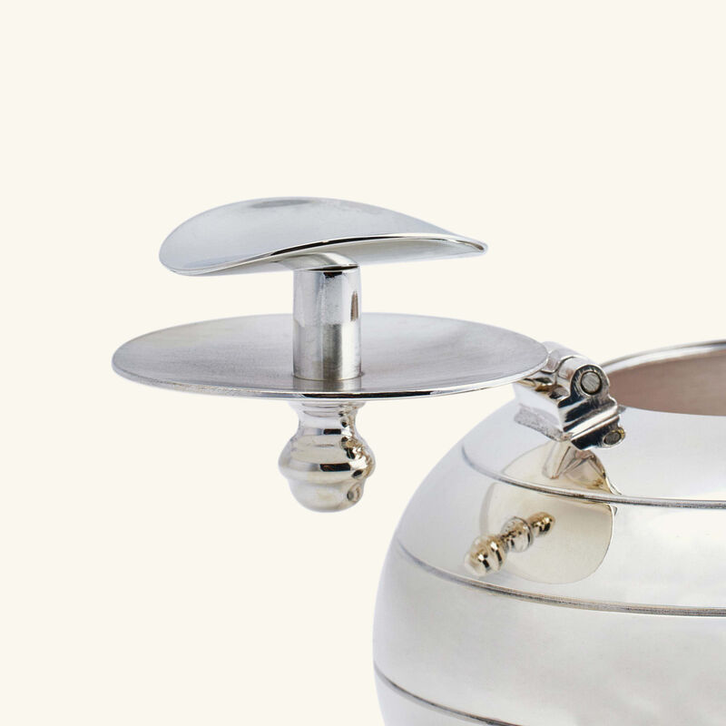 كريستوفل منفضة دائرية صغيرة جدًا باللون الفضي