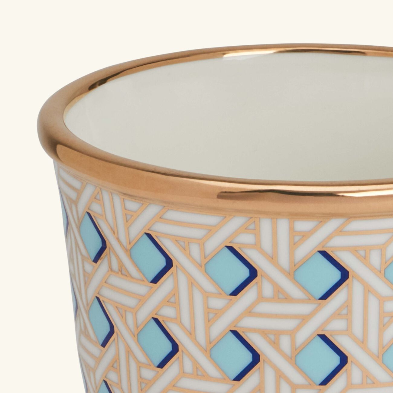 جوناثان أدلر قطعة الديكور باسكيت ويف بيديستال