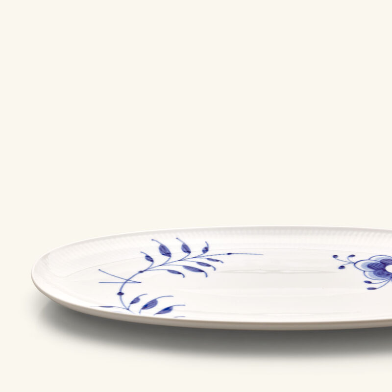 رويال كوبنهاغن طبق التقديم بلو فلوتد ميغا بيضاوي أبيض 37 سم