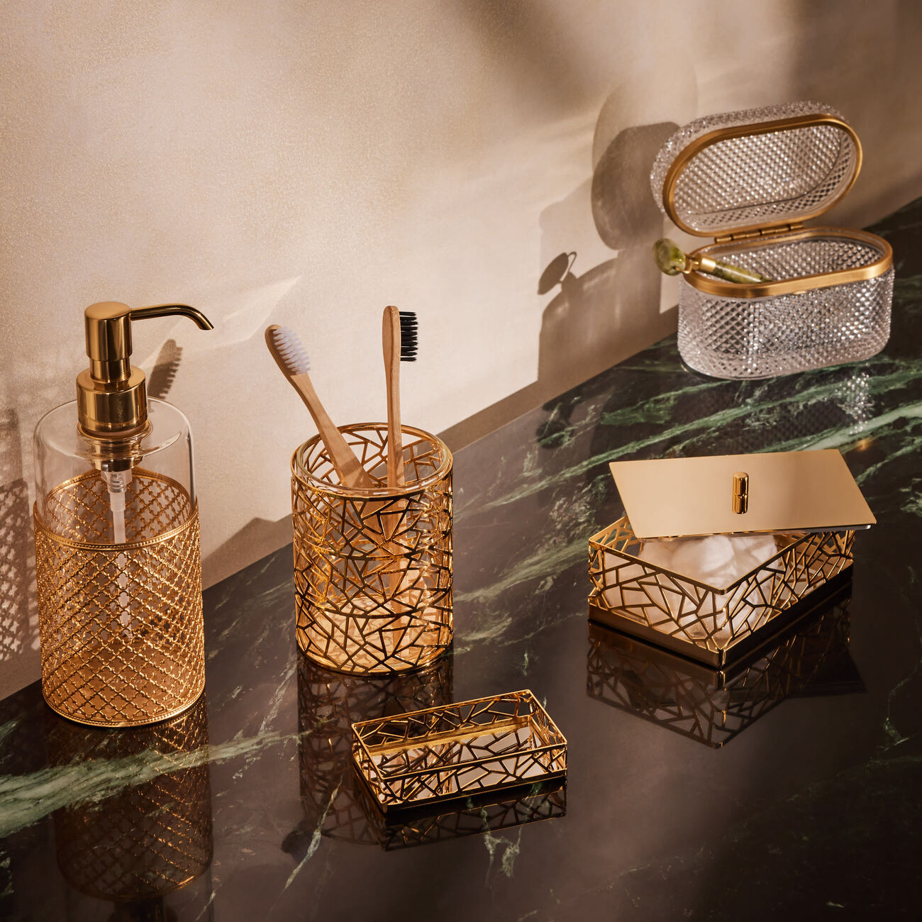 Hiroito Trinket Box Gold villari hiroito trinket box gold