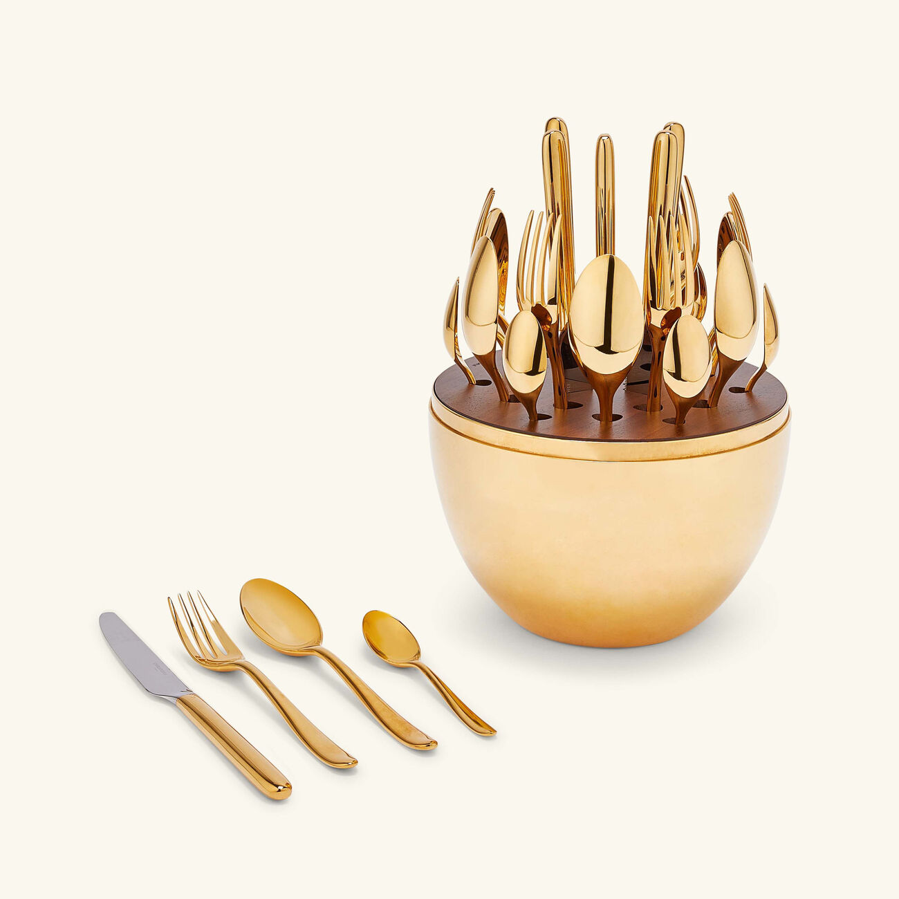 كريستوفل طقم مستلزمات المائدة مود باللون الذهبي