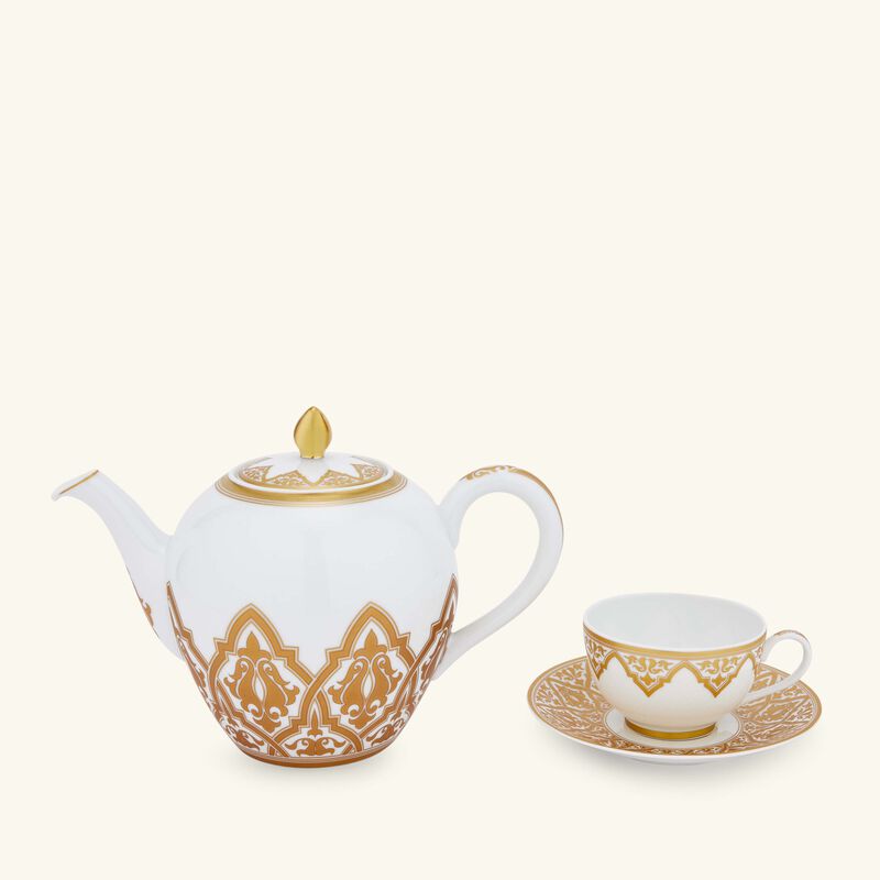 برناردو طقم الشاي فينيس باللون الذهبي