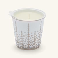 برناردو كاس أور آزور مع شمعة