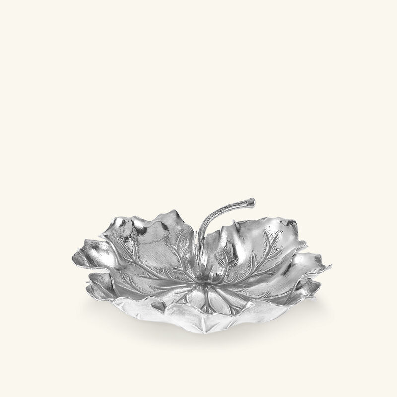 Geranium Leaf Bowl Small Silver buccellati geranium leaf bowl small silver