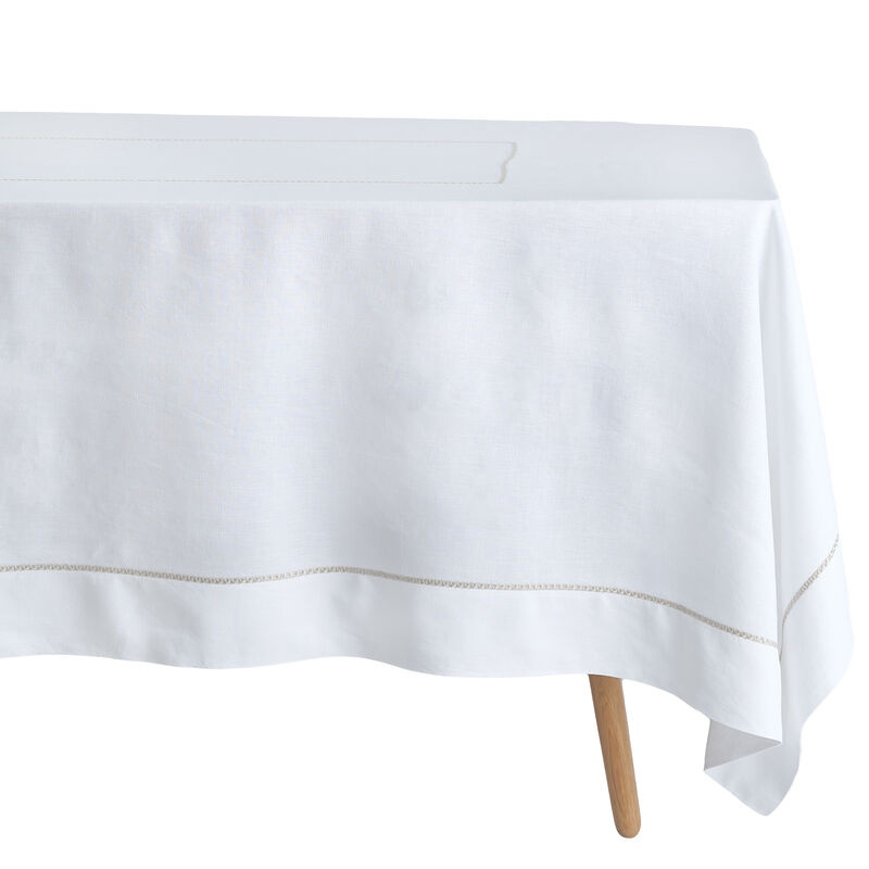 مجموعة روزلي من الكتان باللون الفضي كاترين دينوال مجموعة روزلي من الكتان باللون الفضي