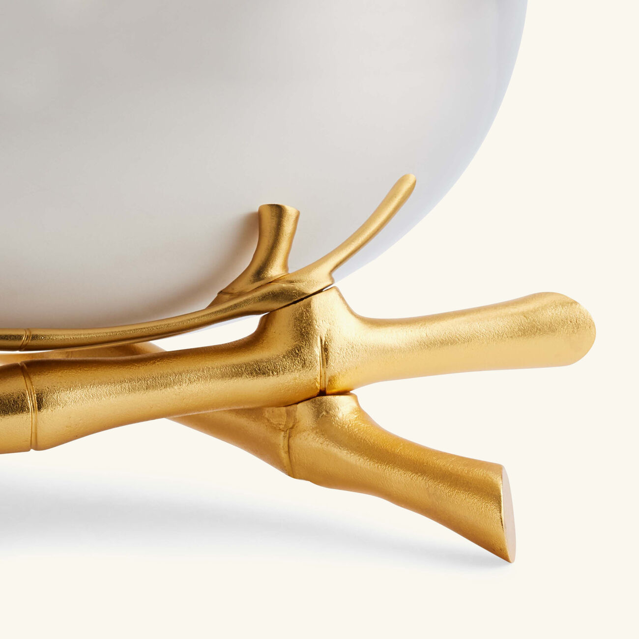 لوبجيه قطعة ديكور مركزية بامبو إيفوكا باللون الذهبي