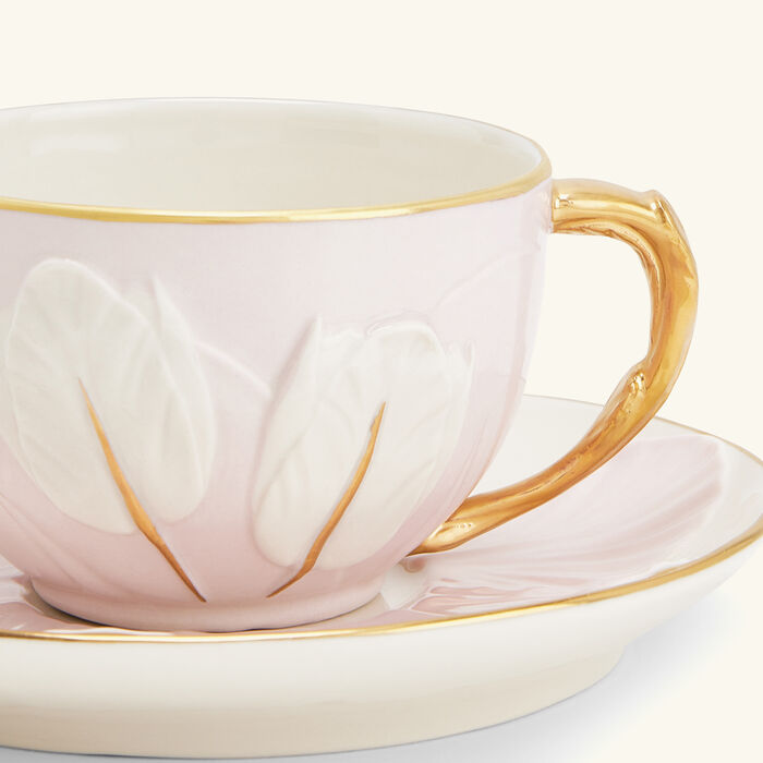 villari tulip tea cup   saucer pink