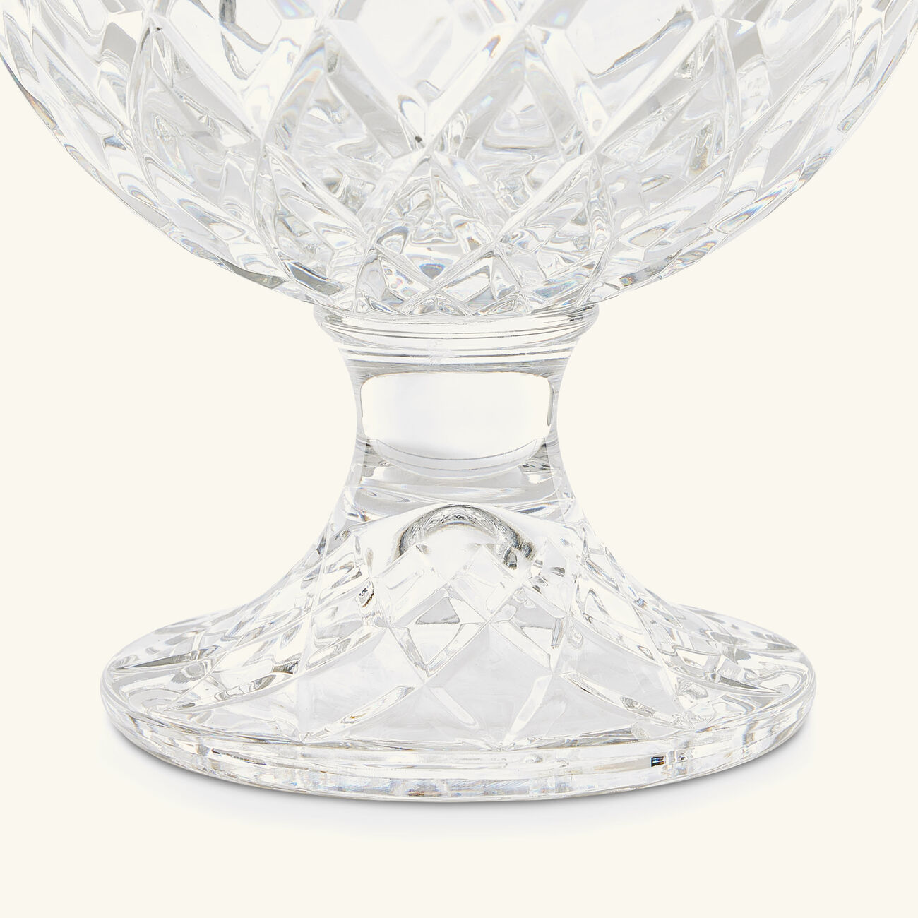 ماريو تشيوني مبخرة بابا مع قاعدة