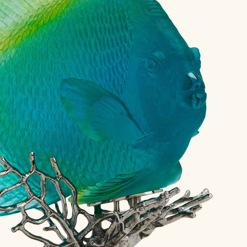 مزهرية السَمكة المَلاكية مايا رويال متوسطة الحجم زرقاء بإصدار محدود دوم مزهرية السَمكة المَلاكية مايا رويال متوسطة الحجم زرقاء بإصدار محدود