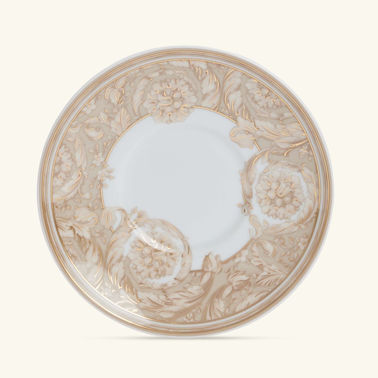 فيرساتشي فنجان الإسبريسو باروكو مع صحنه بلون البيج