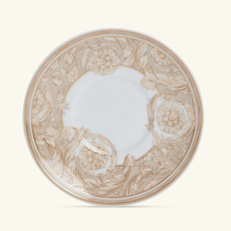 فيرساتشي فنجان الإسبريسو باروكو مع صحنه بلون البيج