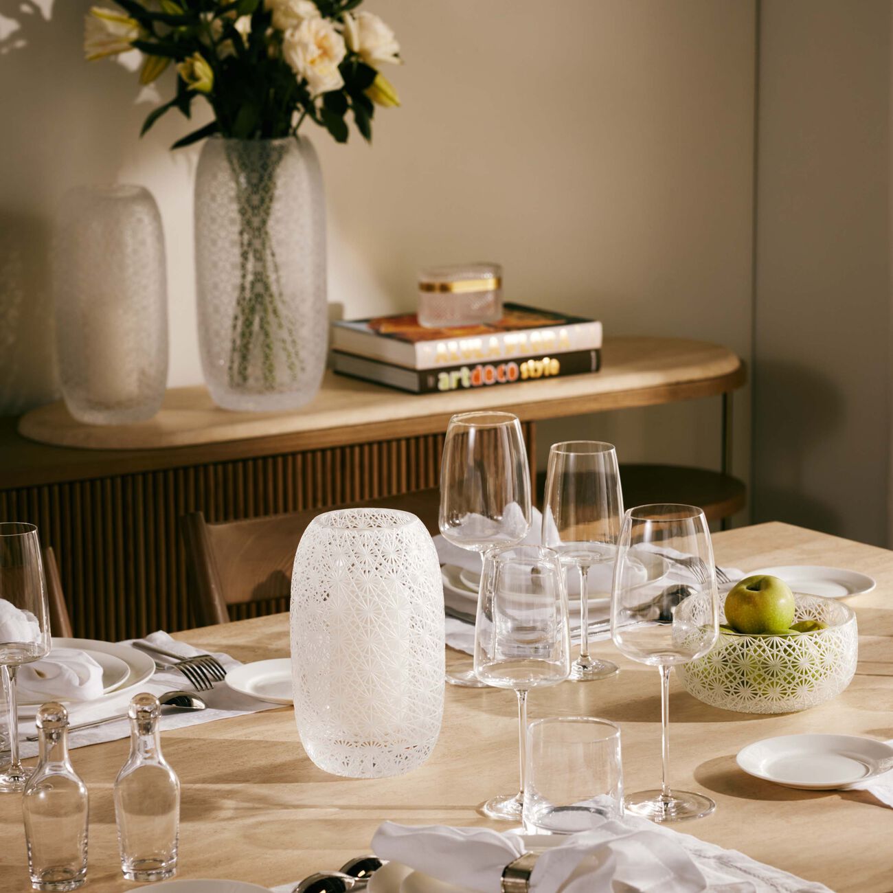 ruckl odette vase round small clear