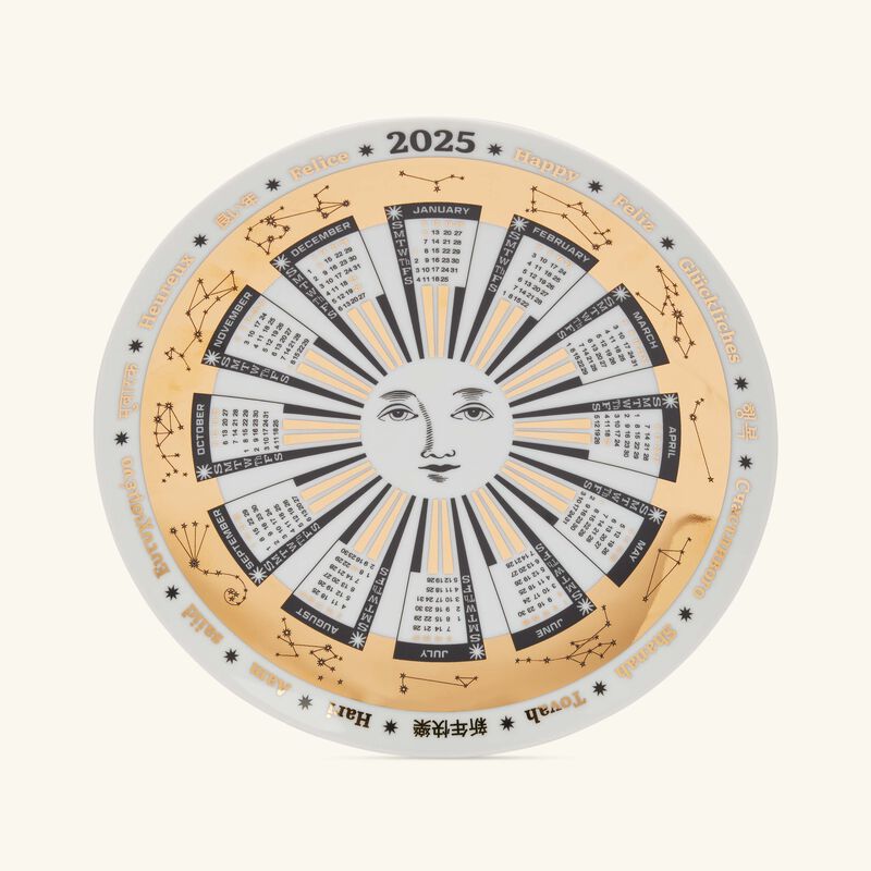 فورناسيتي طبق تزيين الجدار باللون الأبيض بتقويم عام 2025
