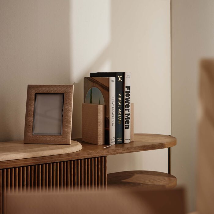 Elie Saab Monogram Bookends Torrone Beige giobagnara elie saab monogram bookends torrone beige