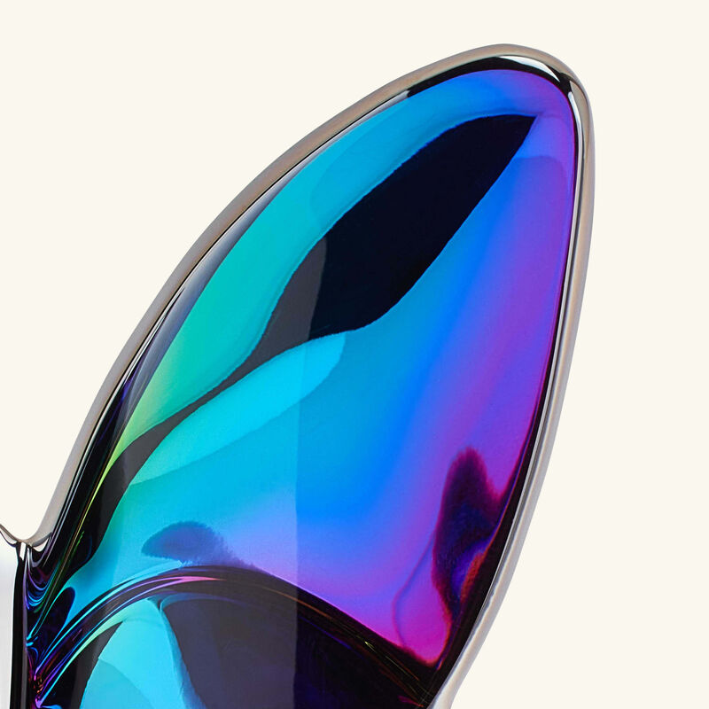 باكارا منحوتة بابيون لاكي على شكل فراشة زرقاء صغيرة