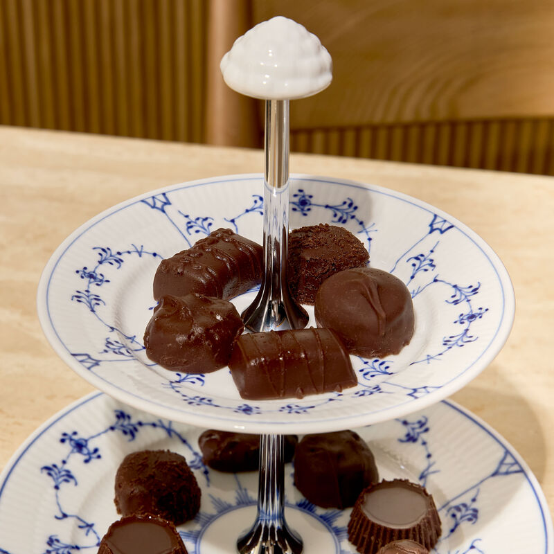 رويال كوبنهاغن حامل الكيك بلو فلوتد بلاين من طبقتين باللون الأبيض