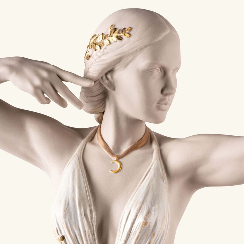 Diana Sculpture Small White lladro diana sculpture small white