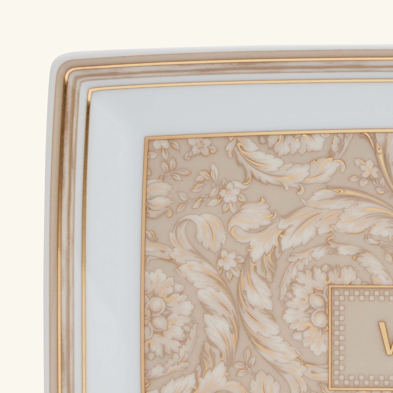 versace barocco beige serving platter 18 cm