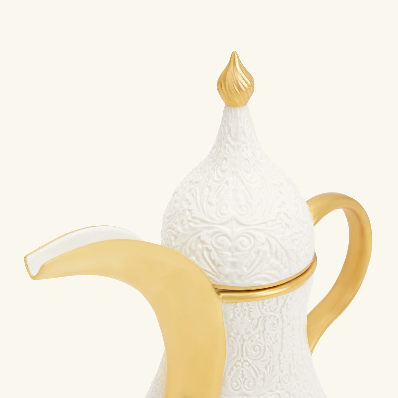 villari amour dallah white