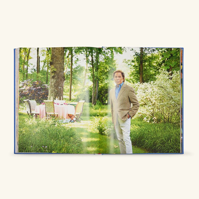 Valentino At the Emperor's Table Book 35x26cm assouline valentino at the emperor s table book 35x26cm