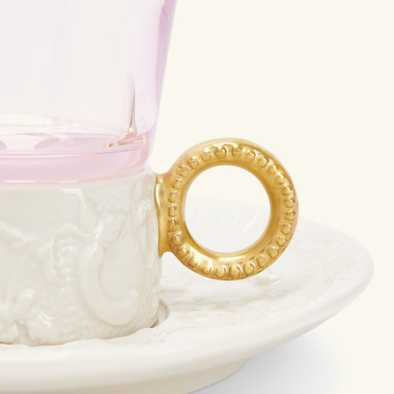 فيلاري فنجان الشاي رمز أبيض