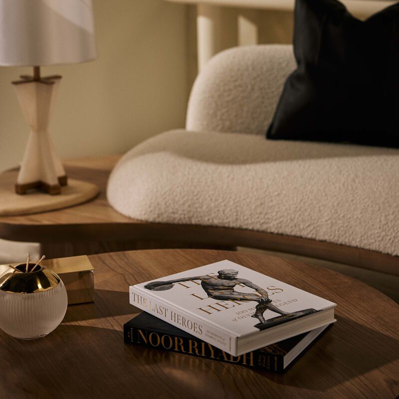 آسولين كتاب آخر الأبطال 100 لحظة من الأساطير الأولمبية 33   25 سم