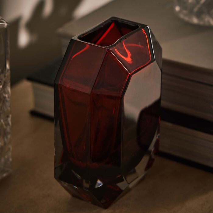 baccarat octogone bud vase small red