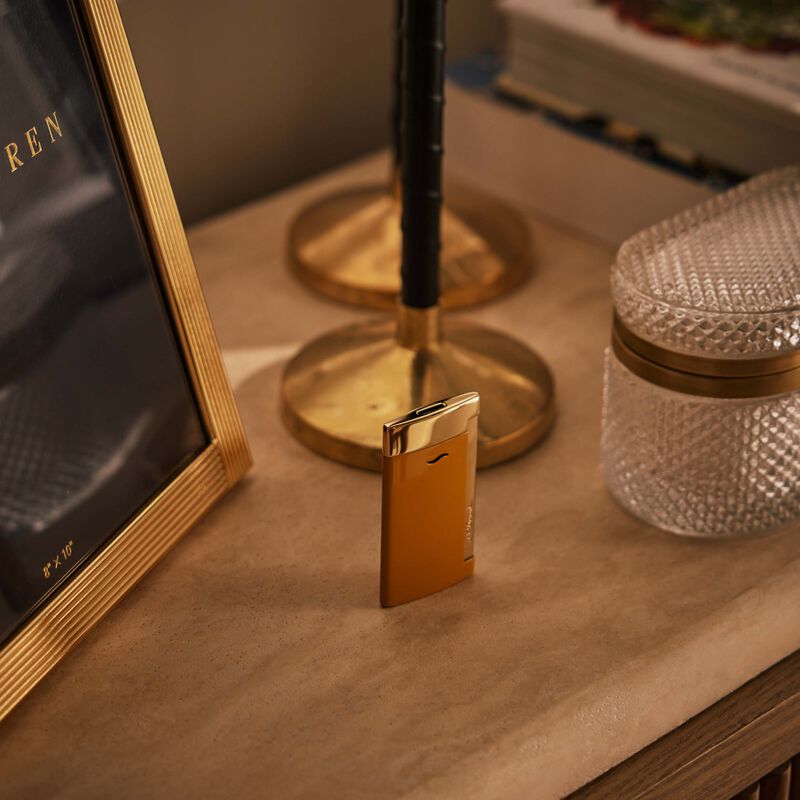 اس تي دوبون ولاعة سليم 7 باللون الأصفر العسلي