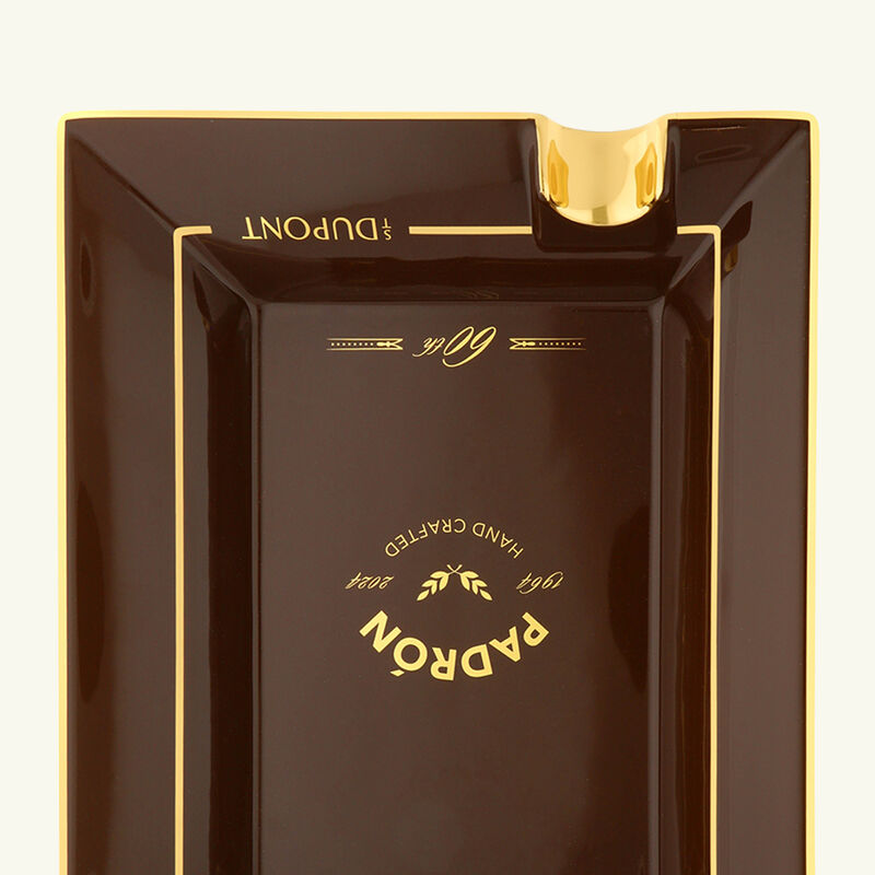 منفضة بادرون مستطيلة كبيرة بنية اللون اس تي دوبون منفضة بادرون مستطيلة كبيرة بنية اللون