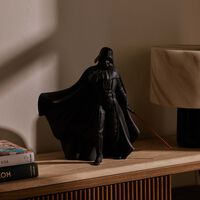 لادرو منحوتة دارث فيدر بلون أسود كبيرة الحجم