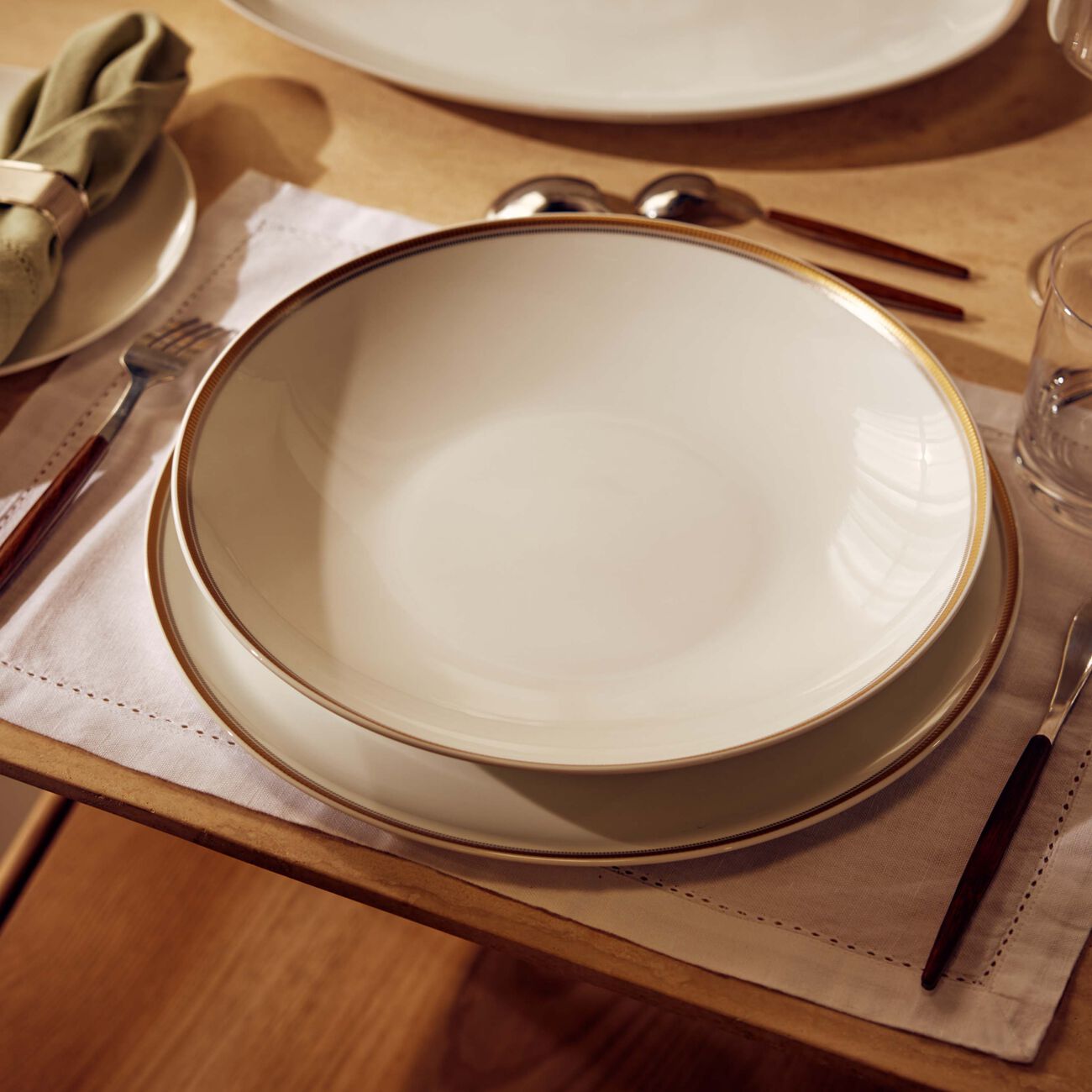 Gage Serving Platter Round White 29cm bernardaud gage serving platter round white 29cm