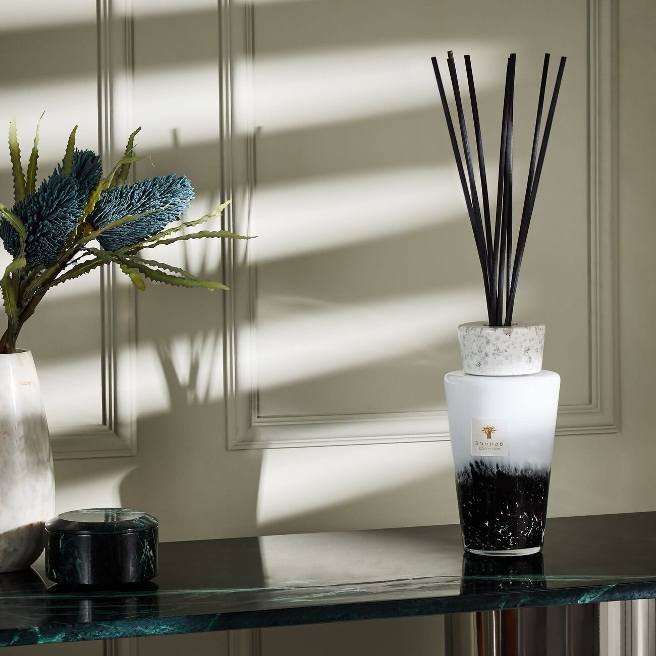 باوباب موزع العطر رينفورست تانجونغ