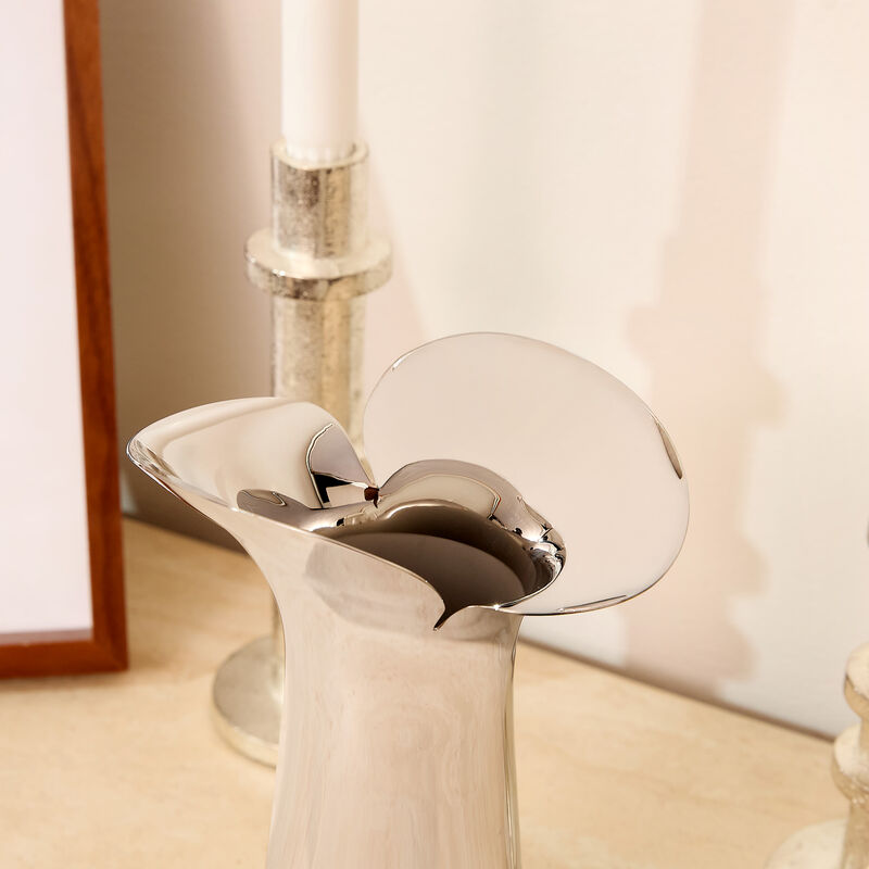 Bloom Botanica Vase Silver Medium georg jensen bloom botanica vase silver medium